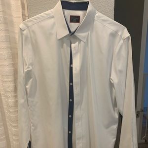 Untuckit Shirt Large